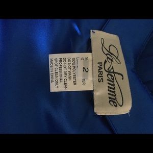 La Femme Dresses - Evening dress in royal blue La Femme Dresses - Evening dress in royal blue